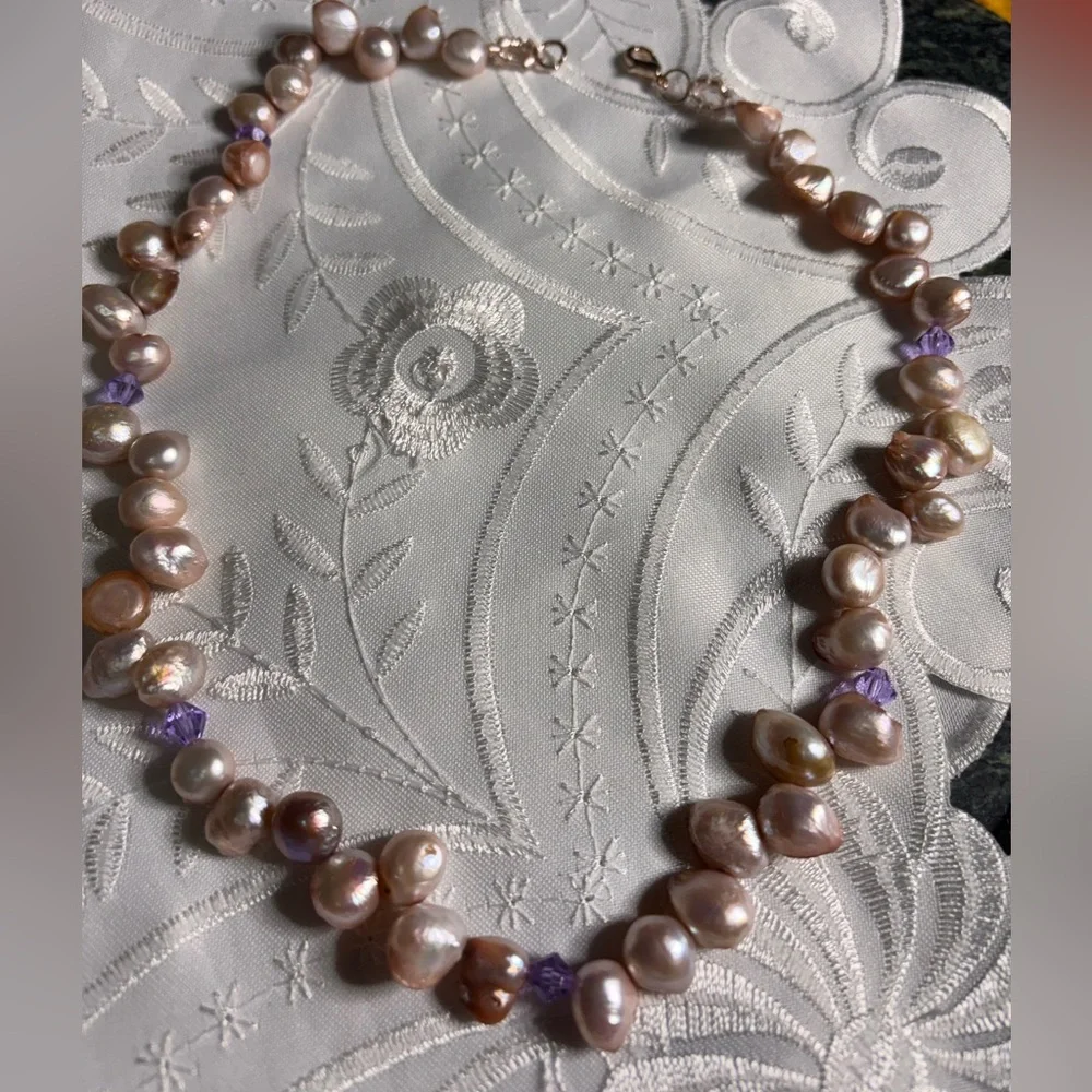 Handmade Pink Freshwater Pearl Necklace with Amethyst Crystal Accents 18 inches - Picture 5 of 7